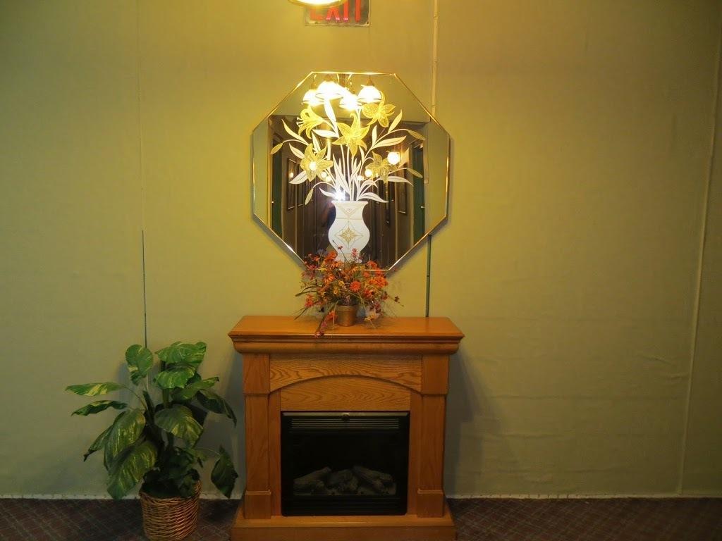 The Bluffs Inn & Suites Decorah Zewnętrze zdjęcie