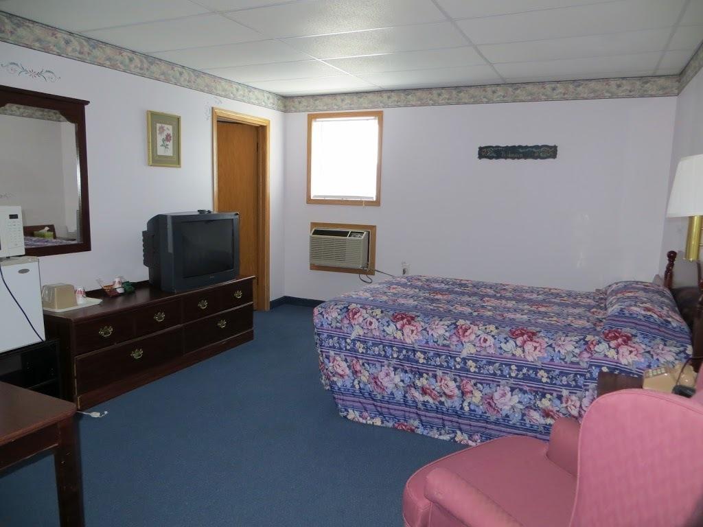 The Bluffs Inn & Suites Decorah Pokój zdjęcie