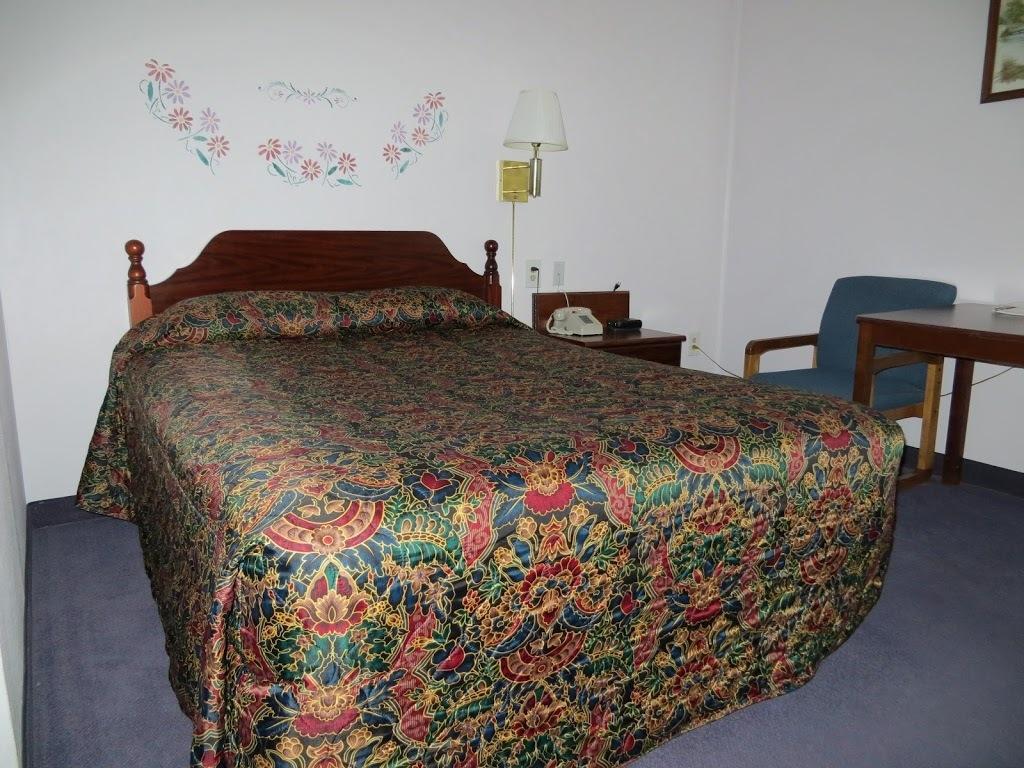The Bluffs Inn & Suites Decorah Pokój zdjęcie